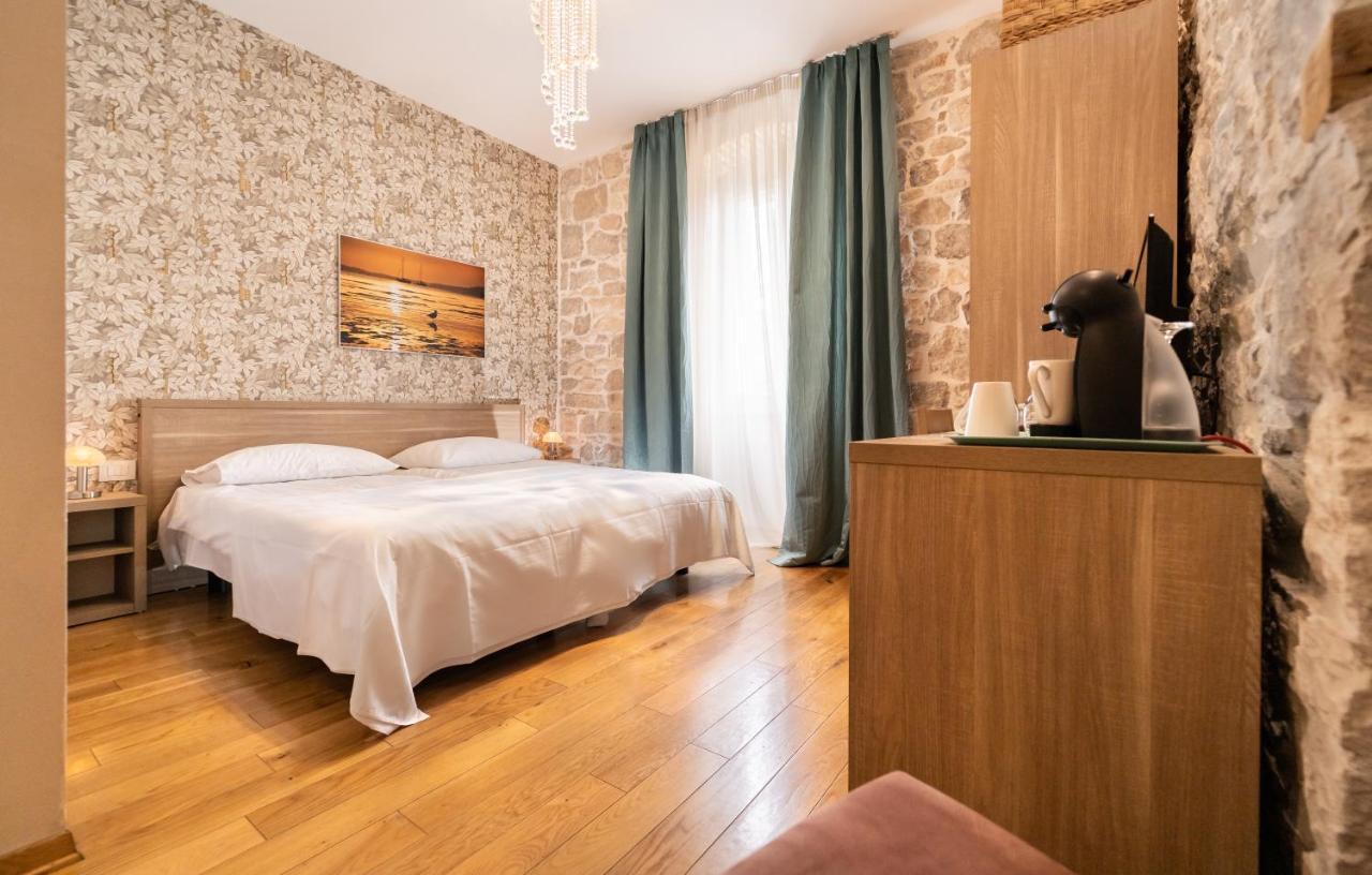 Tifani Luxury Rooms 2 Сплит Экстерьер фото
